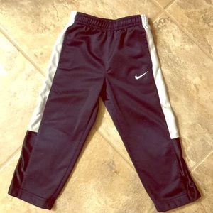 2T boy Nike dark blue pant